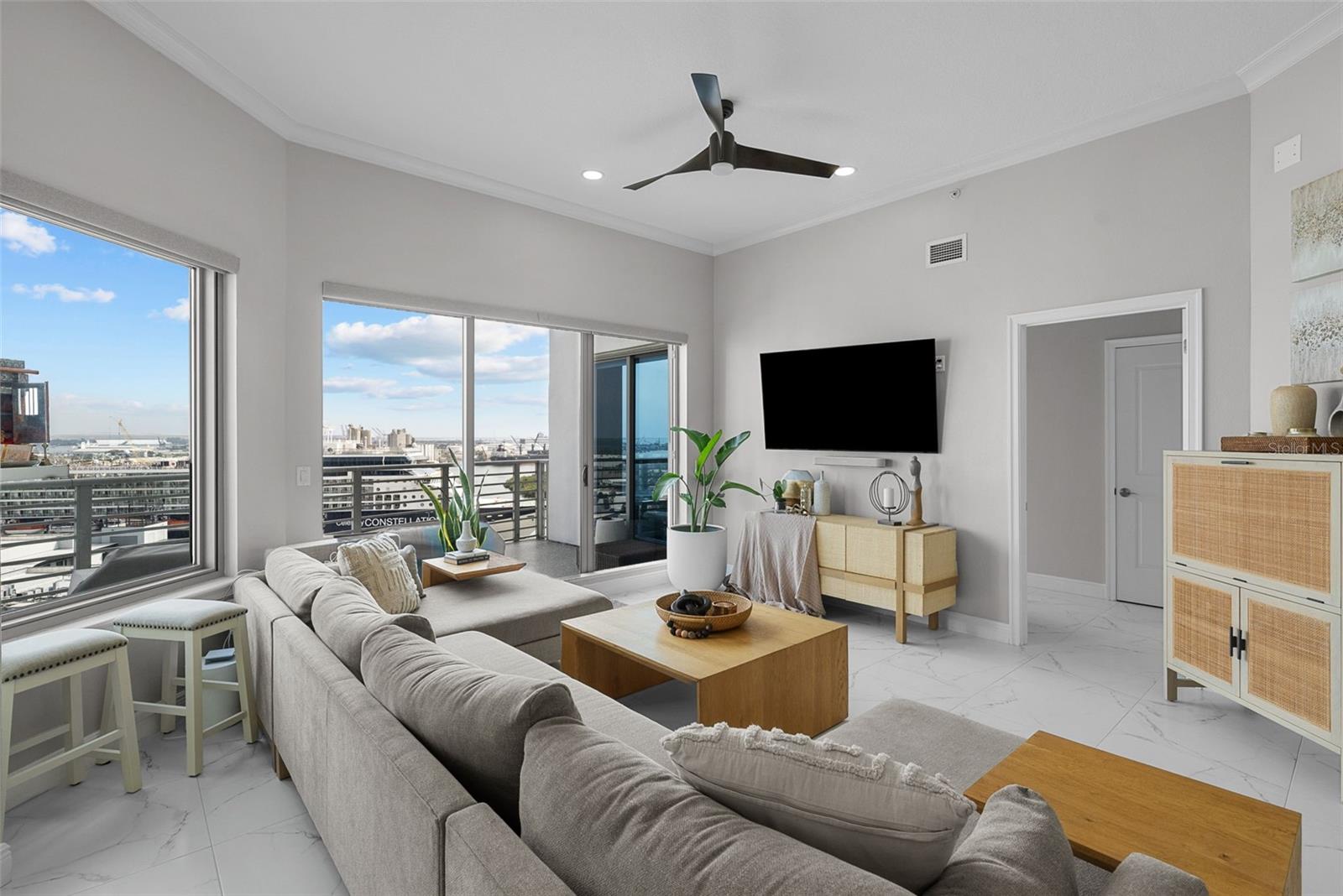 Image 8 of 34 For 449 12th Street 1402