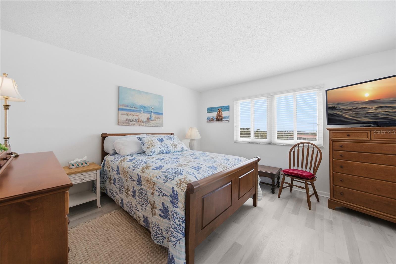 Image 27 of 31 For 19029 Us Highway 19 N 9-401