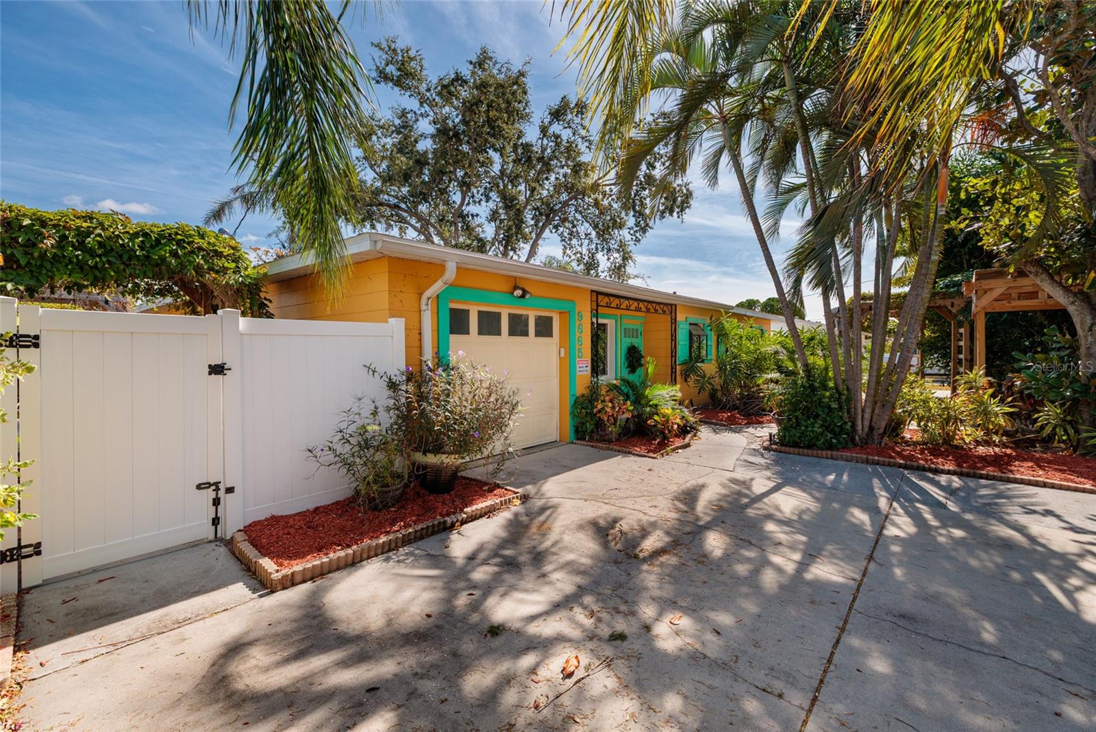 Image 29 of 30 For 9665 2nd Street N