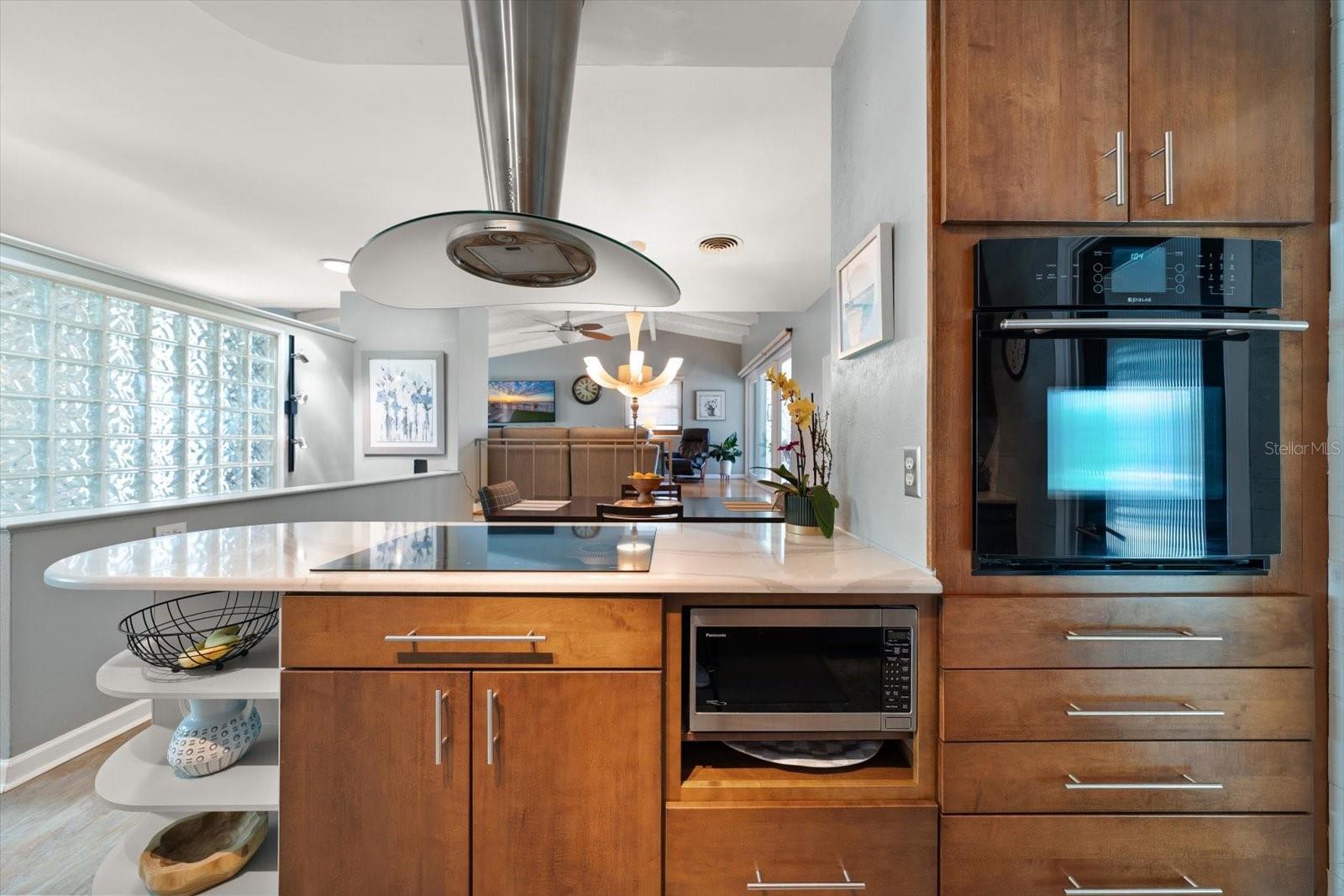 Image 14 of 57 For 210 Live Oak Lane