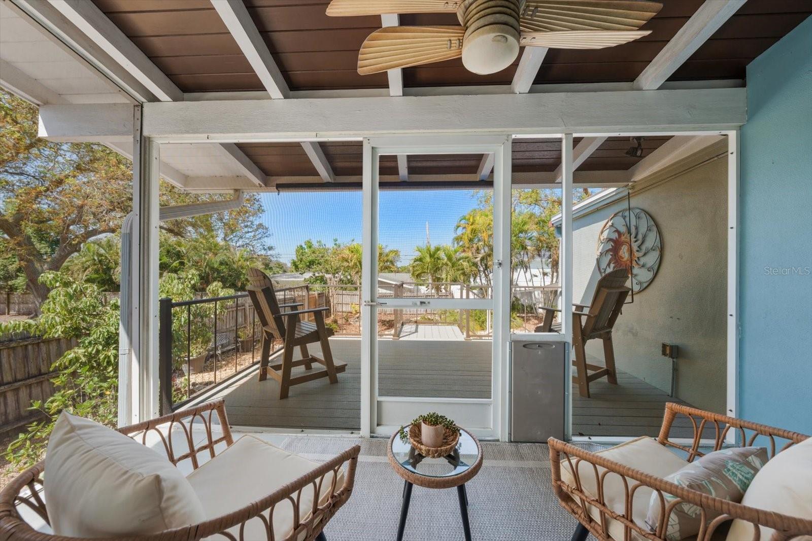 Image 4 of 57 For 210 Live Oak Lane