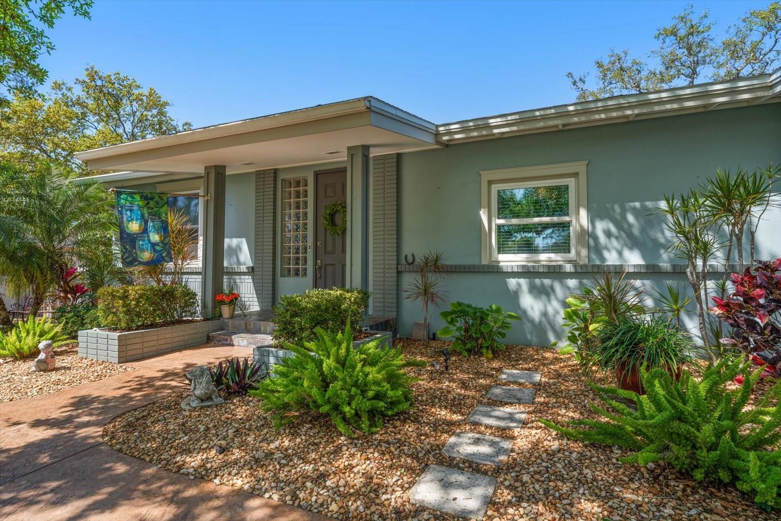 Image 49 of 57 For 210 Live Oak Lane