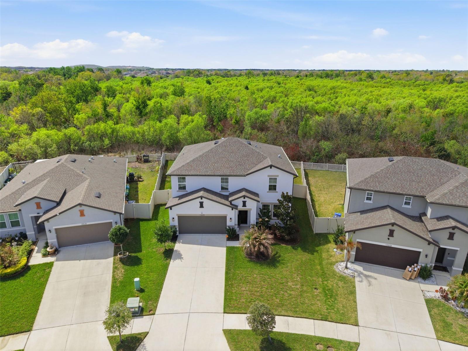 Listing photo id 38 for 13530 Palmera Vista Drive