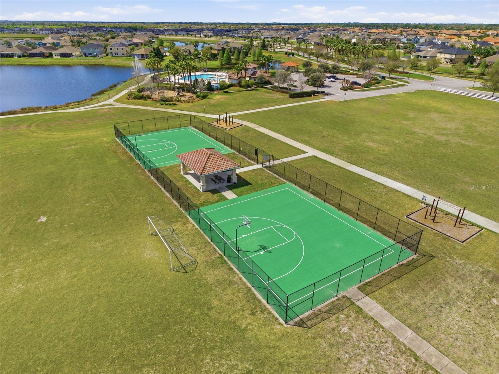 Listing photo id 45 for 13530 Palmera Vista Drive