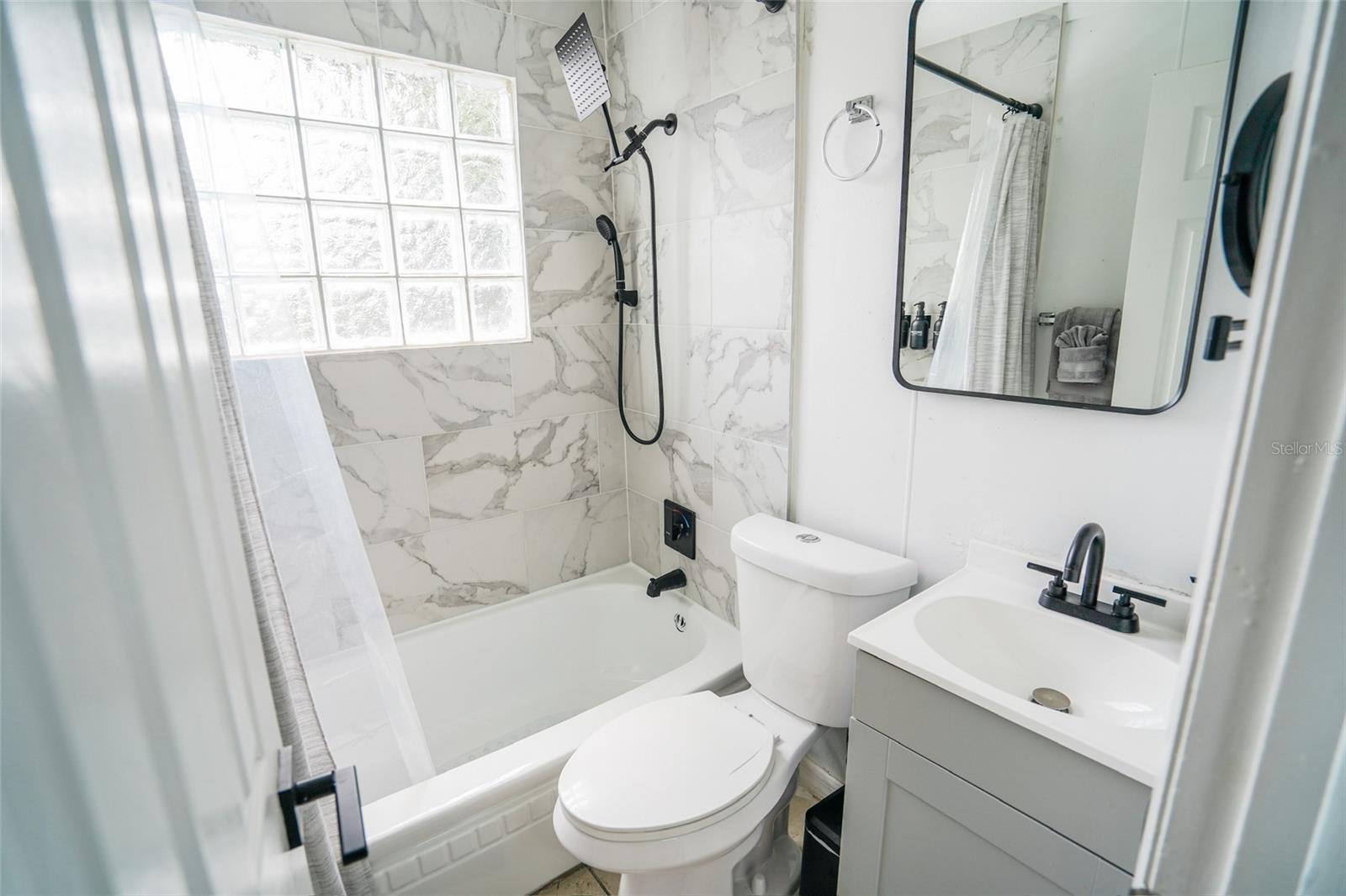 Image 9 of 23 For 1361 29th Street S