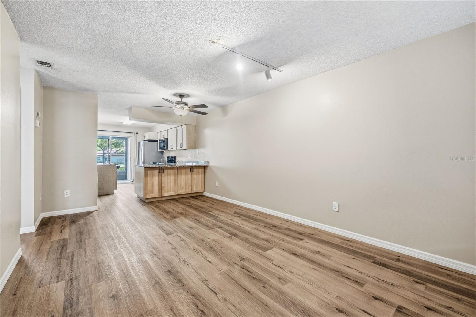 Image 5 of 36 For 1106 Tarridon Court