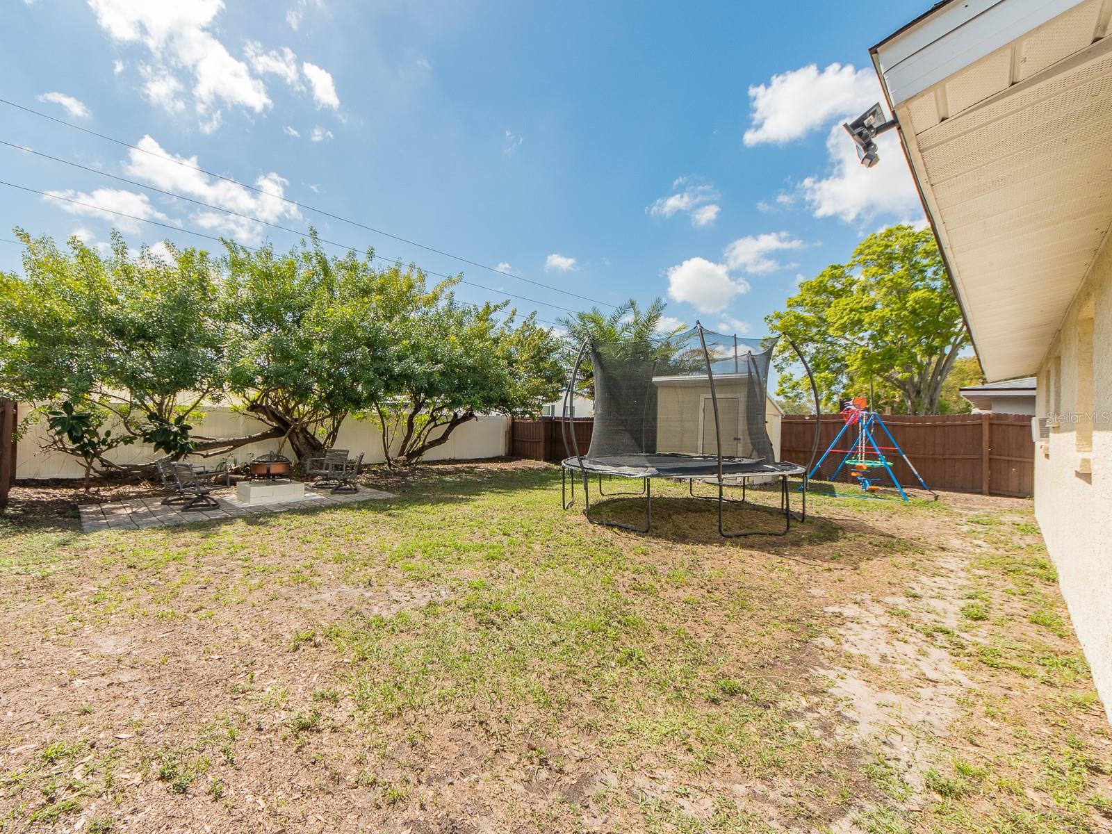 Image 26 of 32 For 3566 7th Avenue Se