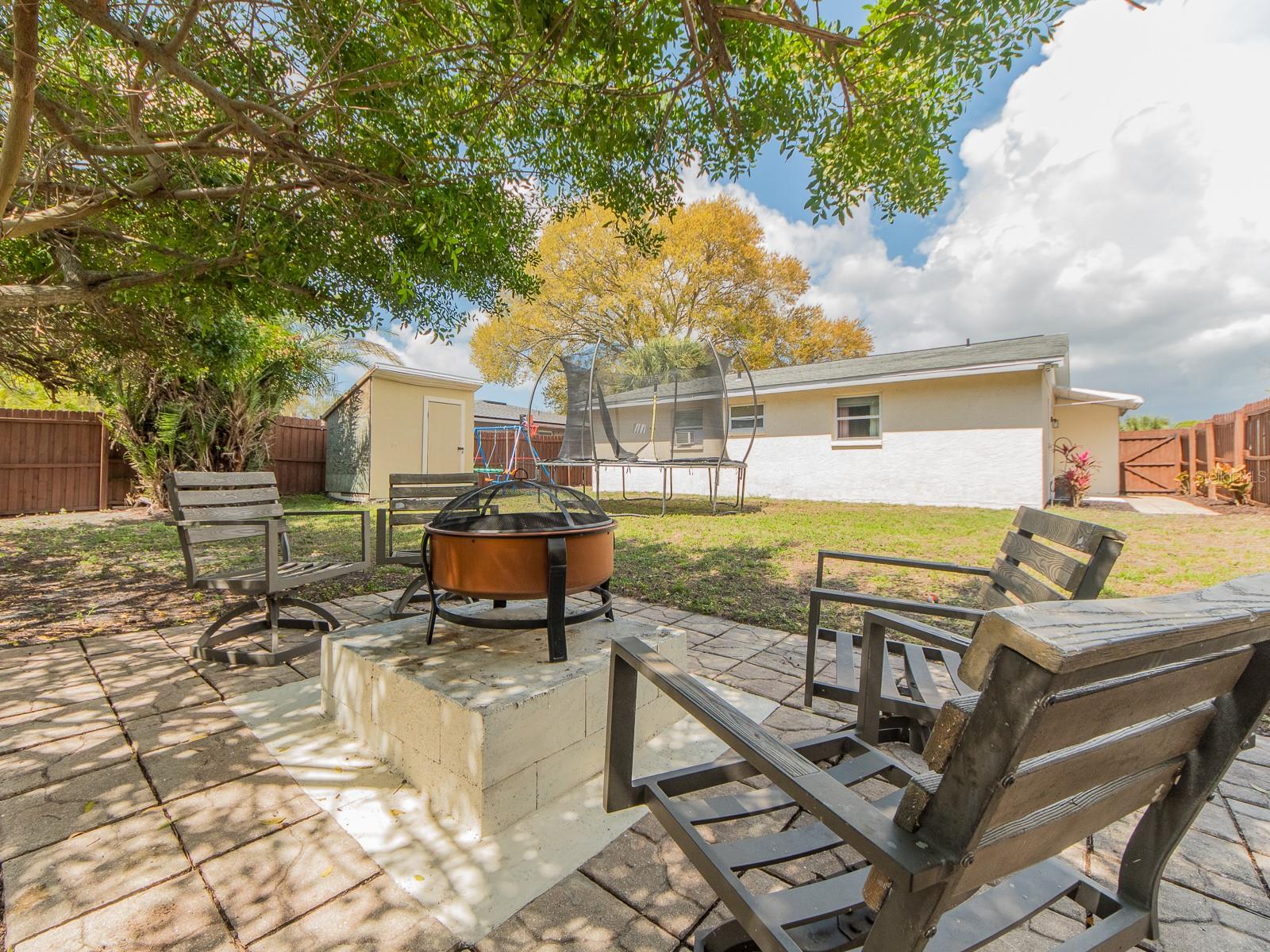 Image 29 of 32 For 3566 7th Avenue Se