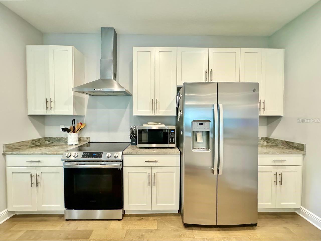 Image 10 of 46 For 816 Adalee Street