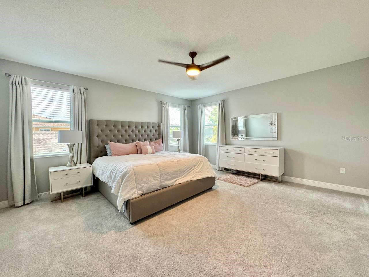 Image 27 of 46 For 816 Adalee Street