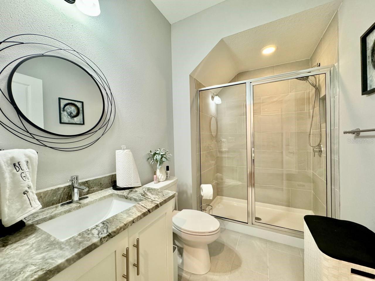 Image 41 of 46 For 816 Adalee Street