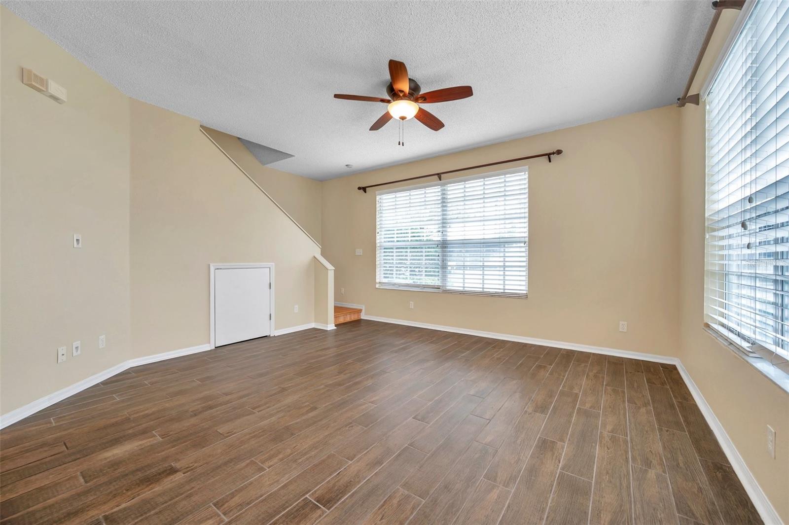 Image 5 of 20 For 2739 Enterprise Road E 1