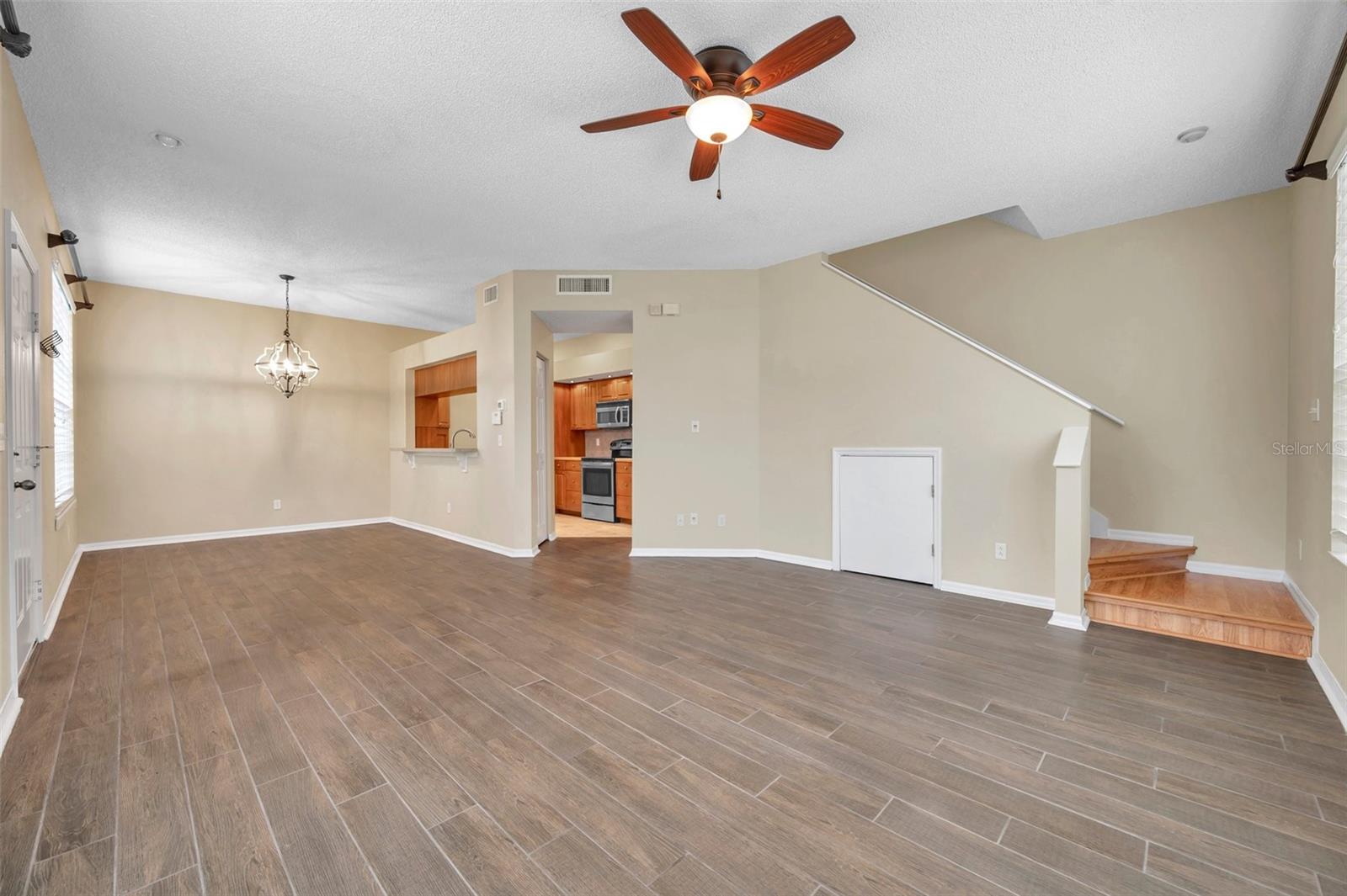 Image 6 of 20 For 2739 Enterprise Road E 1