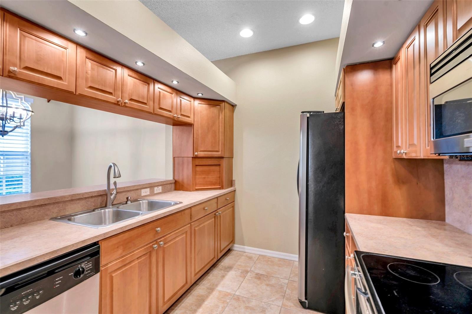 Image 9 of 20 For 2739 Enterprise Road E 1