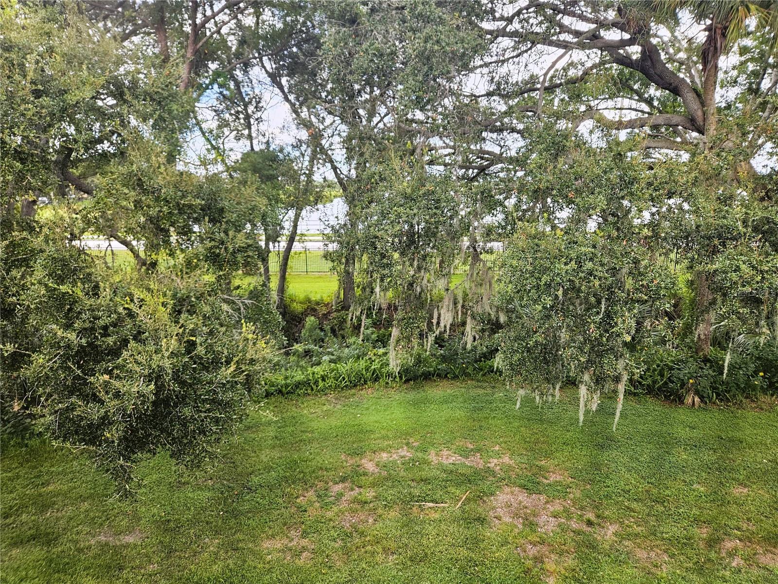 Image 10 of 32 For 2035 River Turia Circle