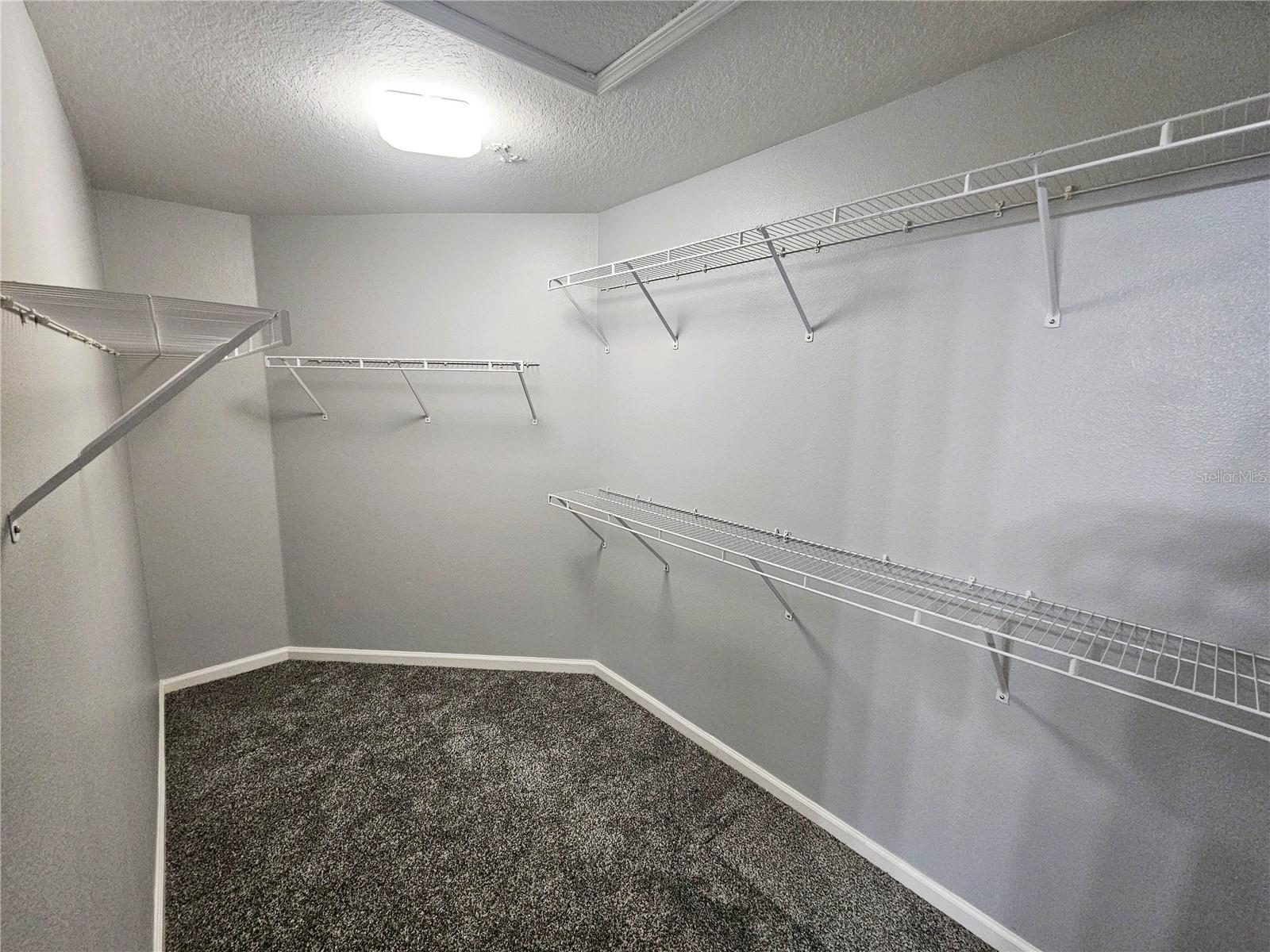 Image 18 of 32 For 2035 River Turia Circle