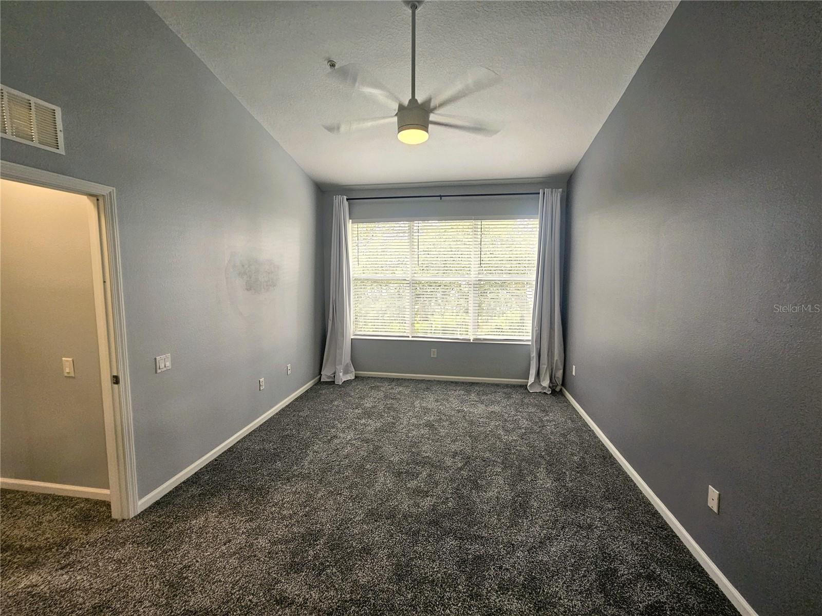 Image 19 of 32 For 2035 River Turia Circle