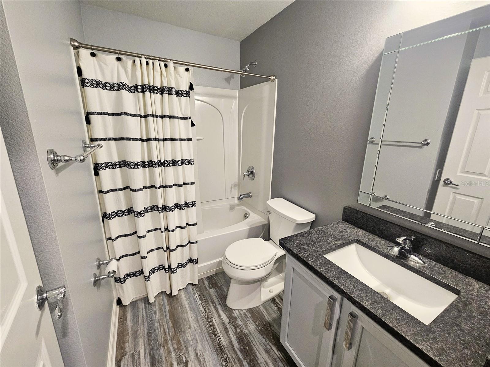 Image 23 of 32 For 2035 River Turia Circle