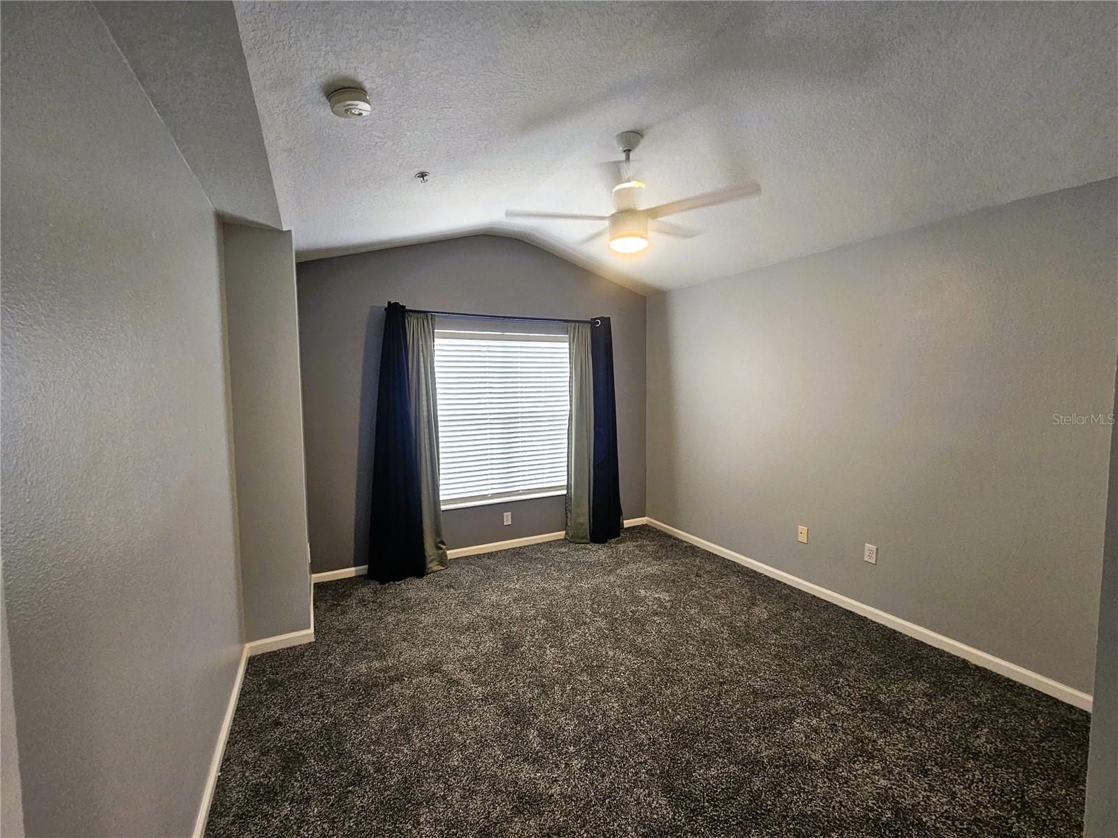 Image 25 of 32 For 2035 River Turia Circle