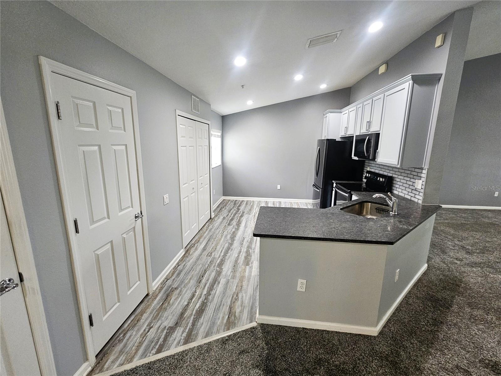 Image 6 of 32 For 2035 River Turia Circle