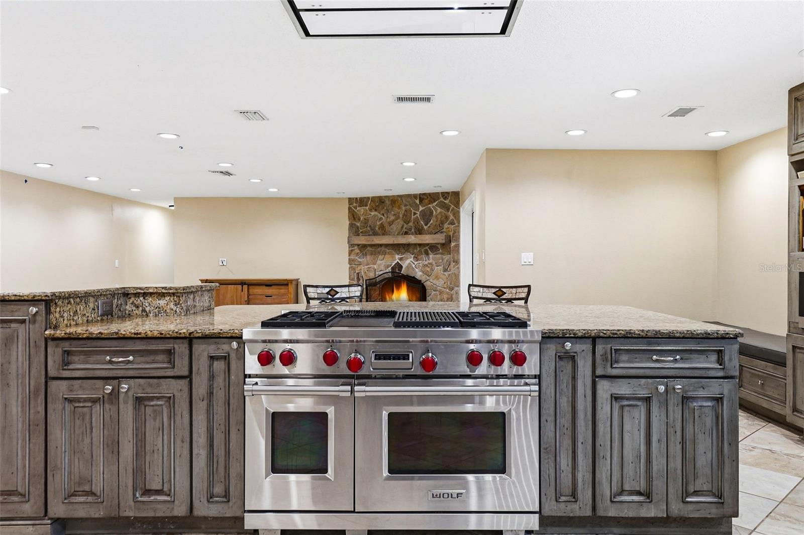 Listing photo id 25 for 19706 Angel Lane