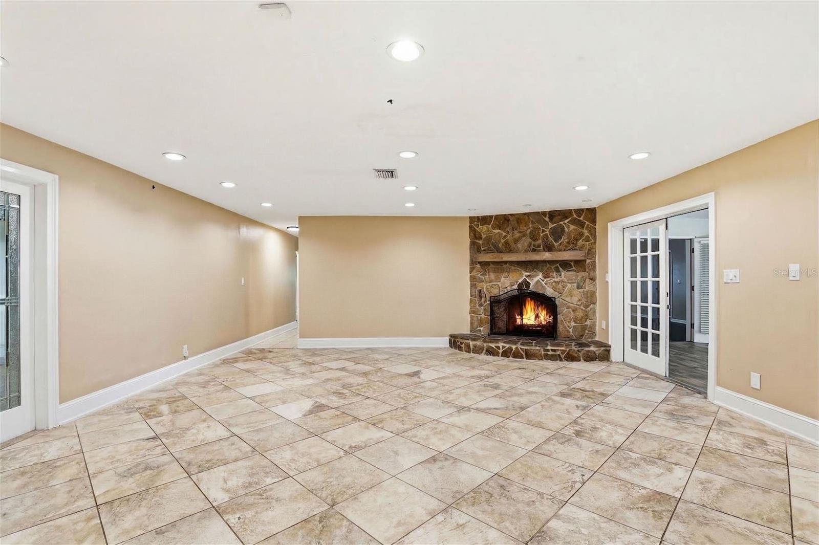 Listing photo id 30 for 19706 Angel Lane