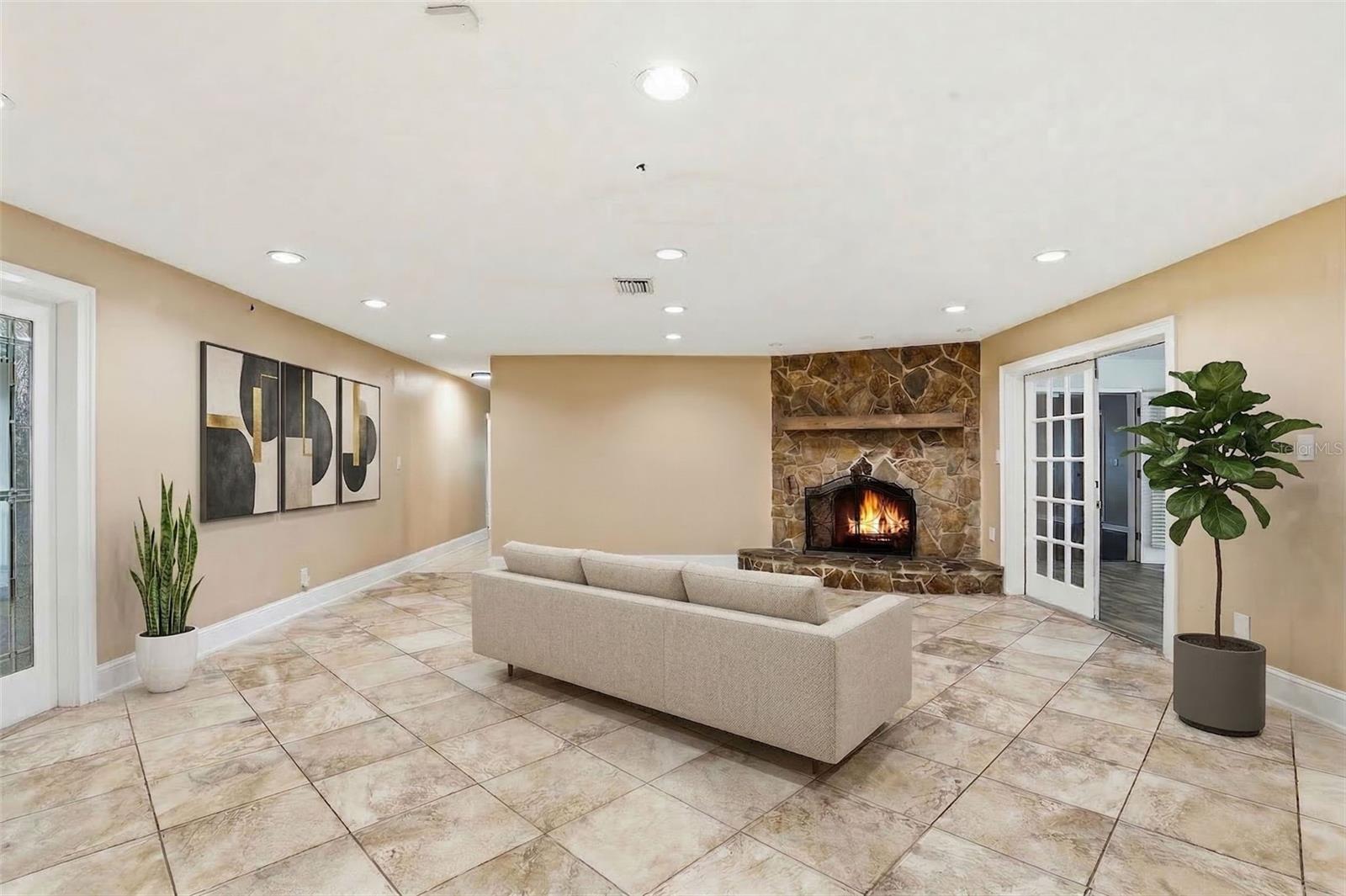 Listing photo id 31 for 19706 Angel Lane