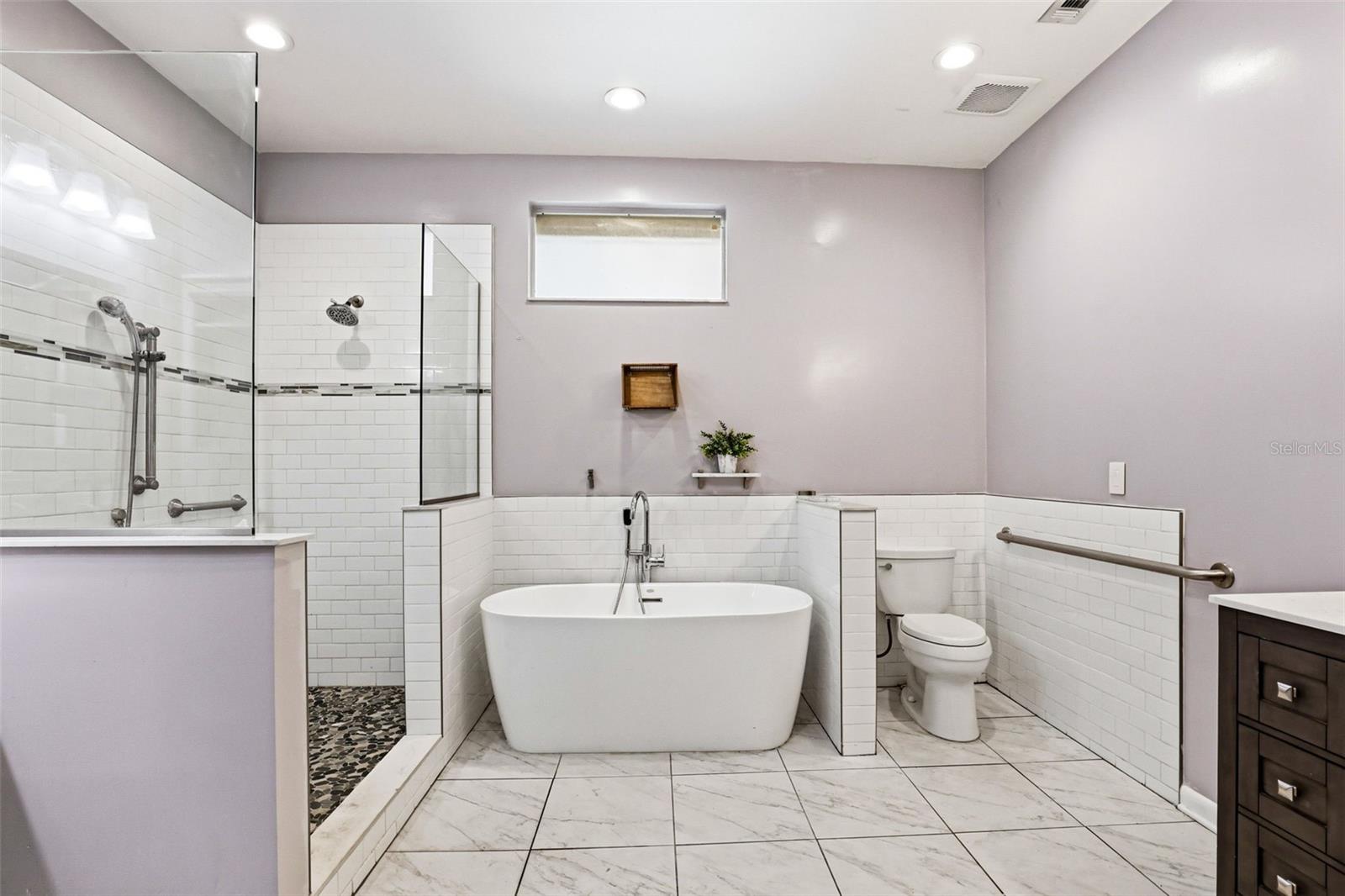 Listing photo id 44 for 19706 Angel Lane