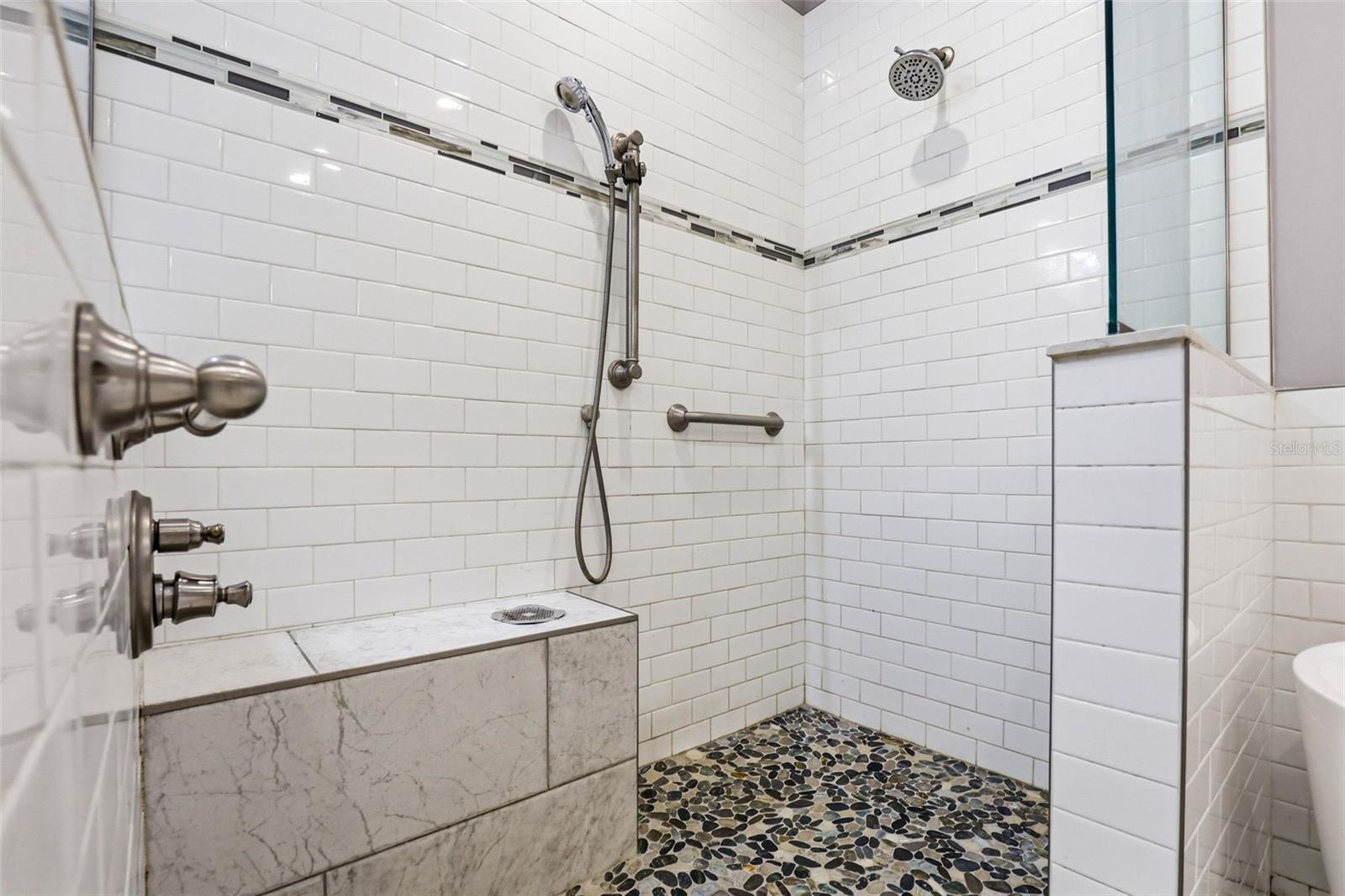 Listing photo id 48 for 19706 Angel Lane