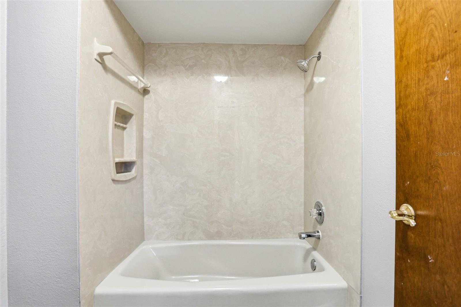 Listing photo id 62 for 19706 Angel Lane