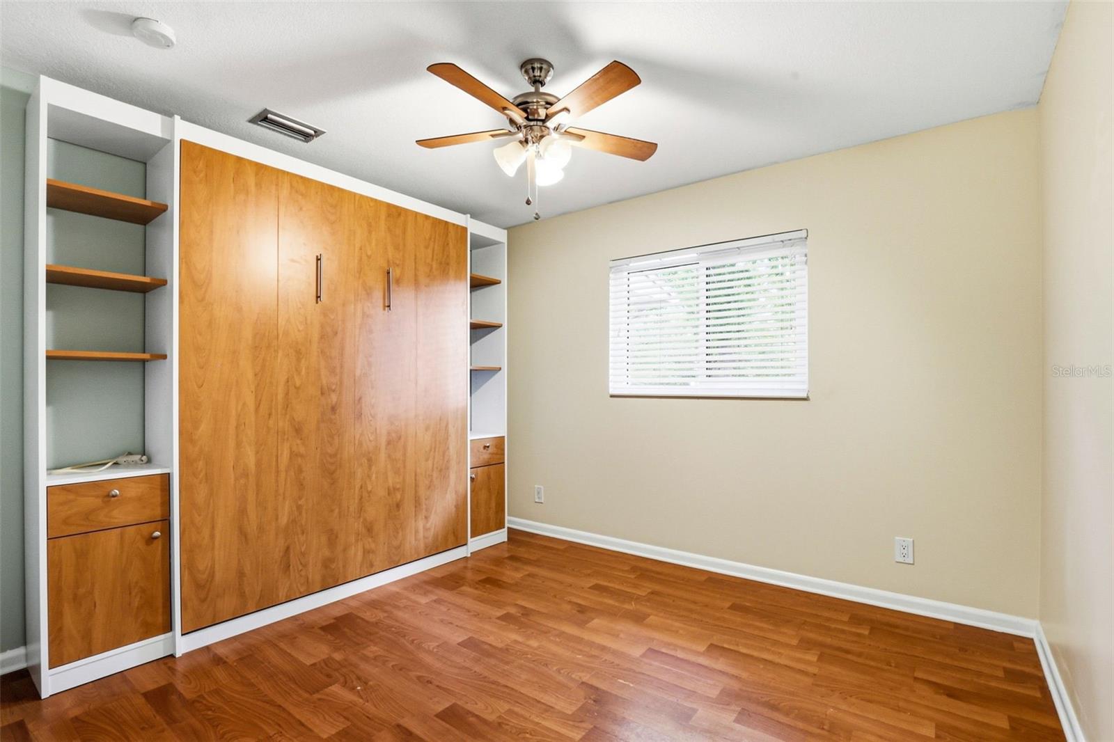 Listing photo id 66 for 19706 Angel Lane