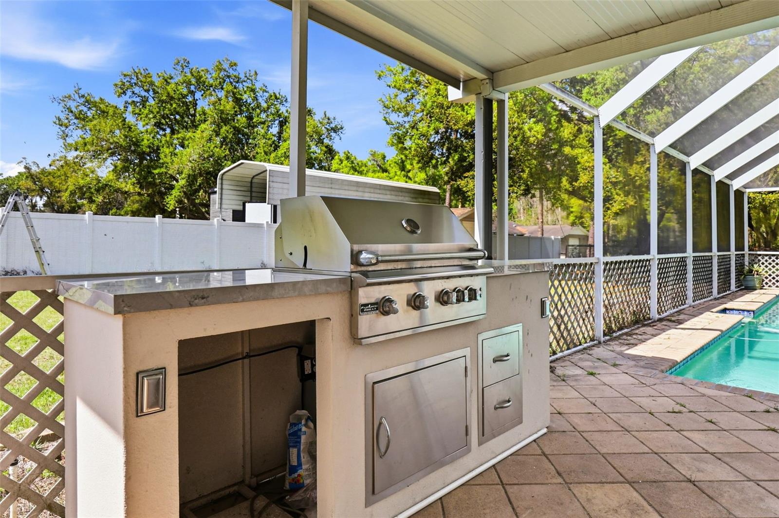 Listing photo id 81 for 19706 Angel Lane