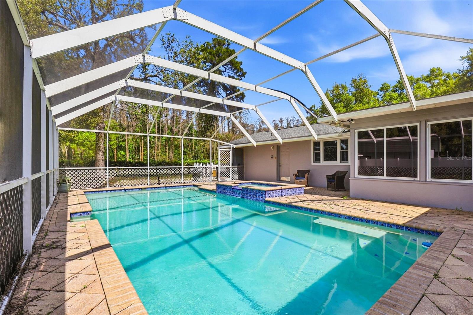 Listing photo id 82 for 19706 Angel Lane