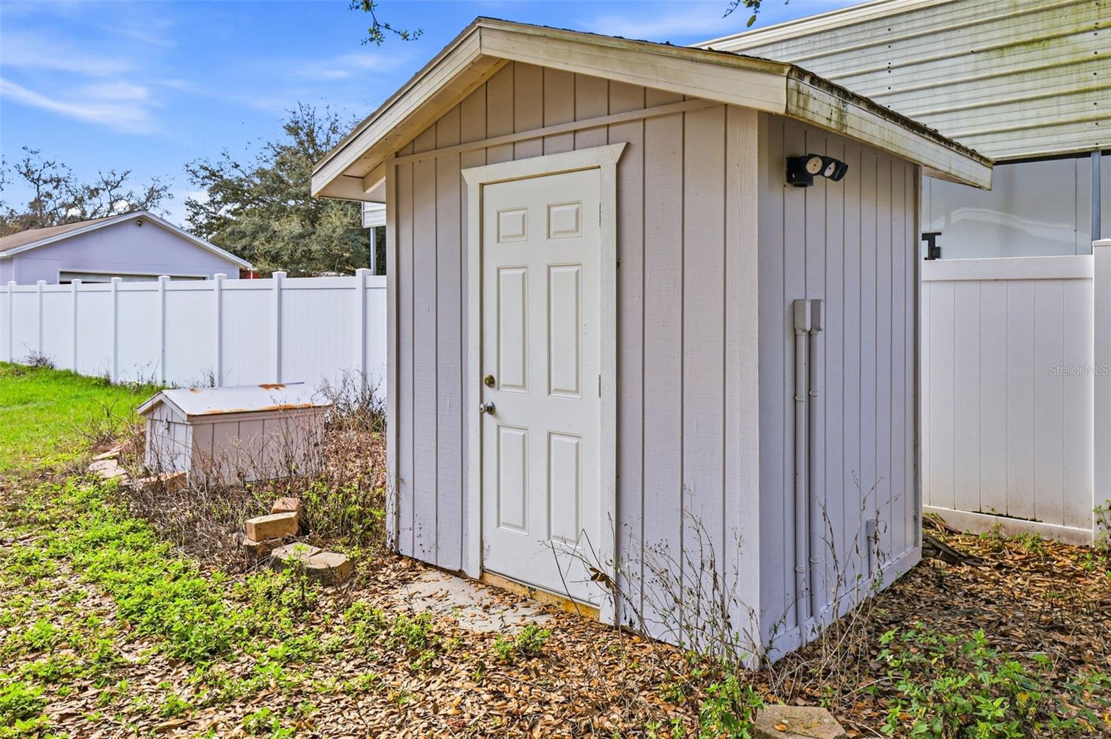 Listing photo id 86 for 19706 Angel Lane