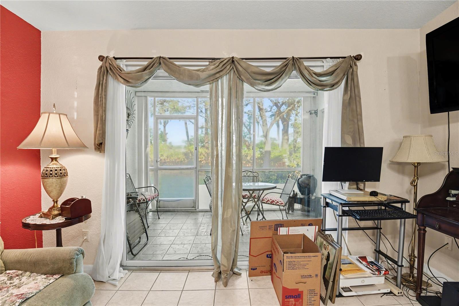 Image 12 of 28 For 5725 Greenwood Avenue 7104