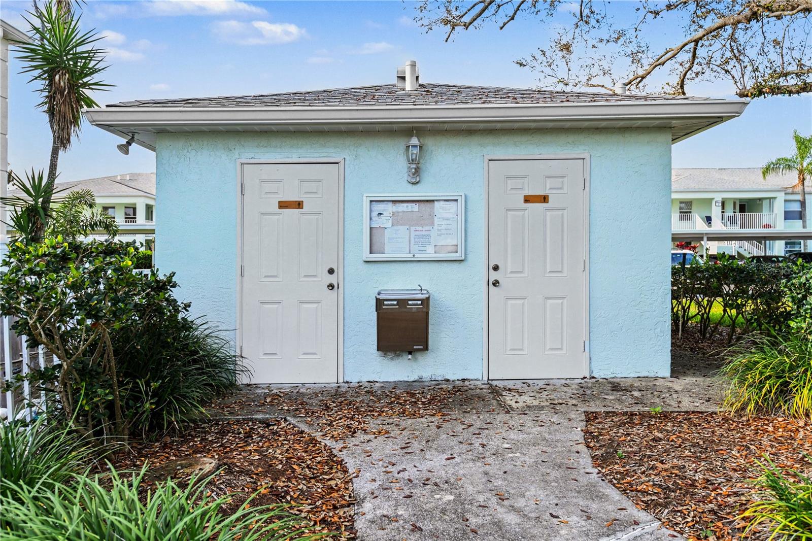 Image 23 of 28 For 5725 Greenwood Avenue 7104