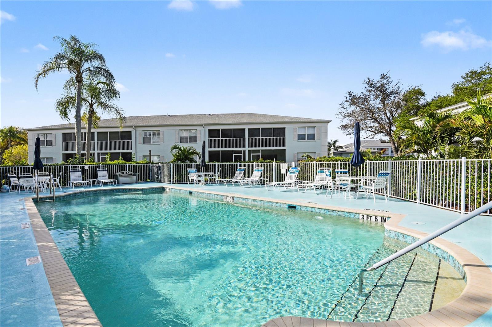 Image 28 of 28 For 5725 Greenwood Avenue 7104