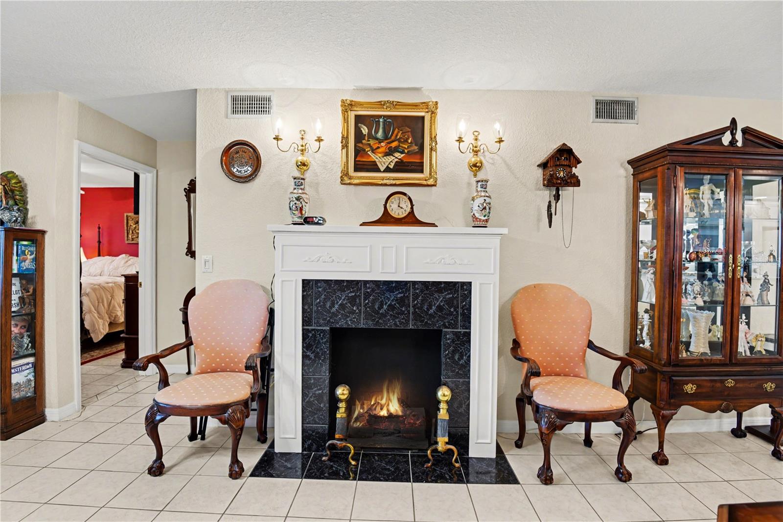 Image 6 of 28 For 5725 Greenwood Avenue 7104