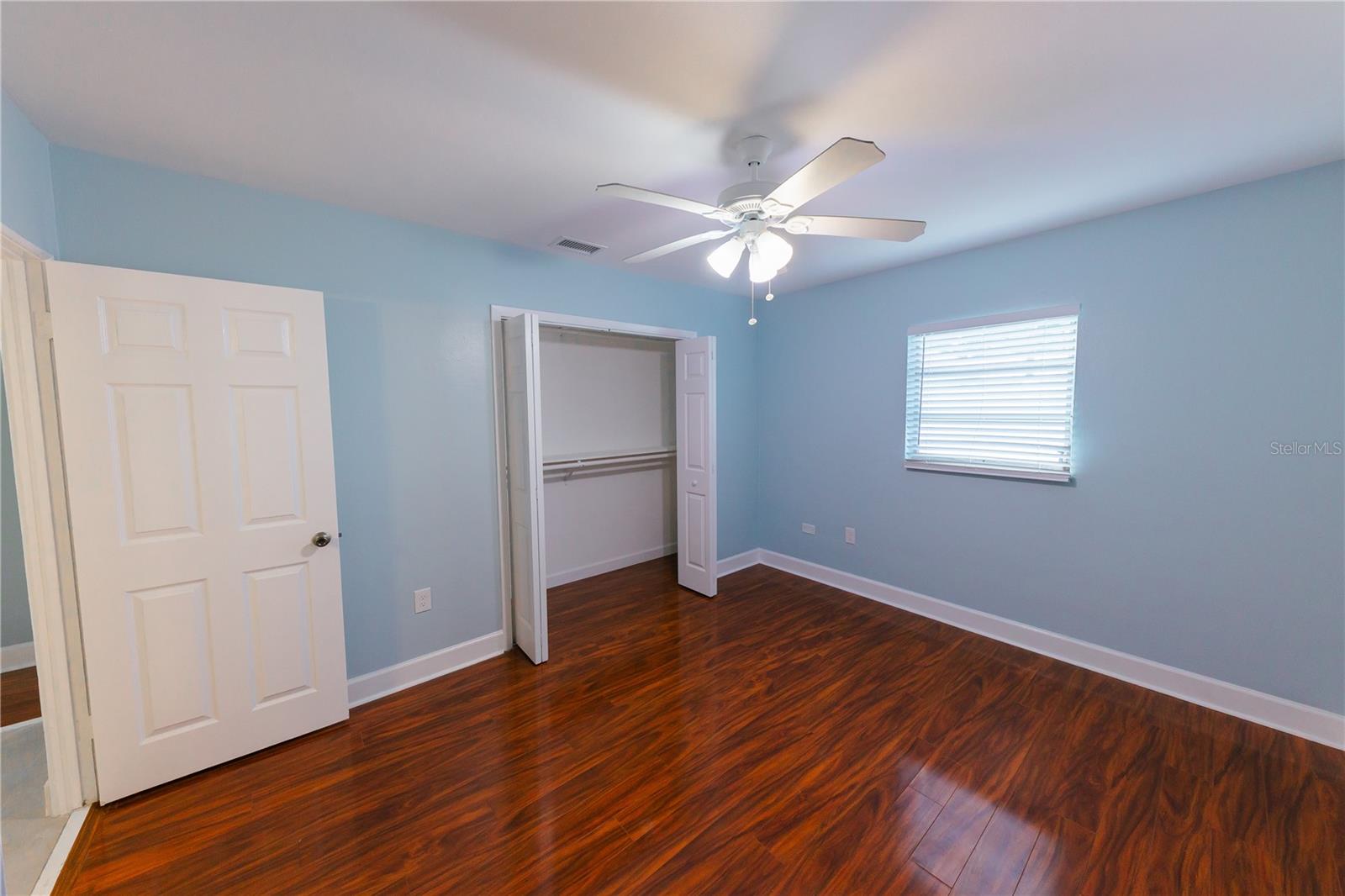 Image 34 of 54 For 300 53rd Street W