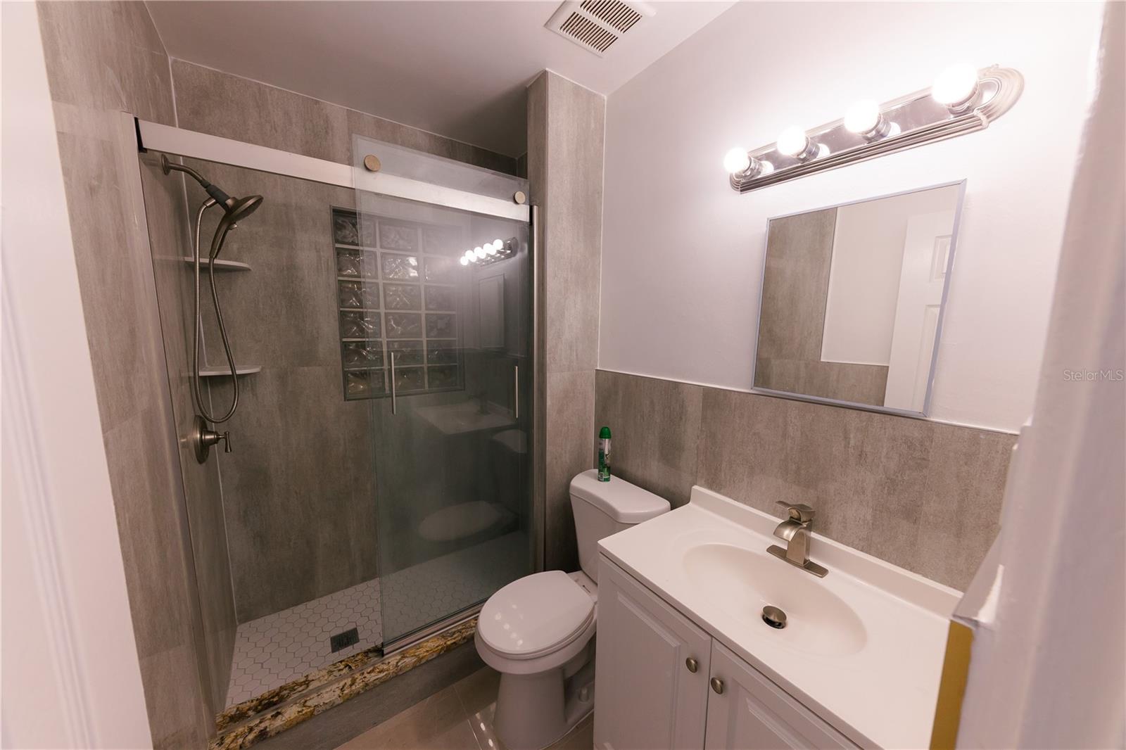 Image 37 of 54 For 300 53rd Street W