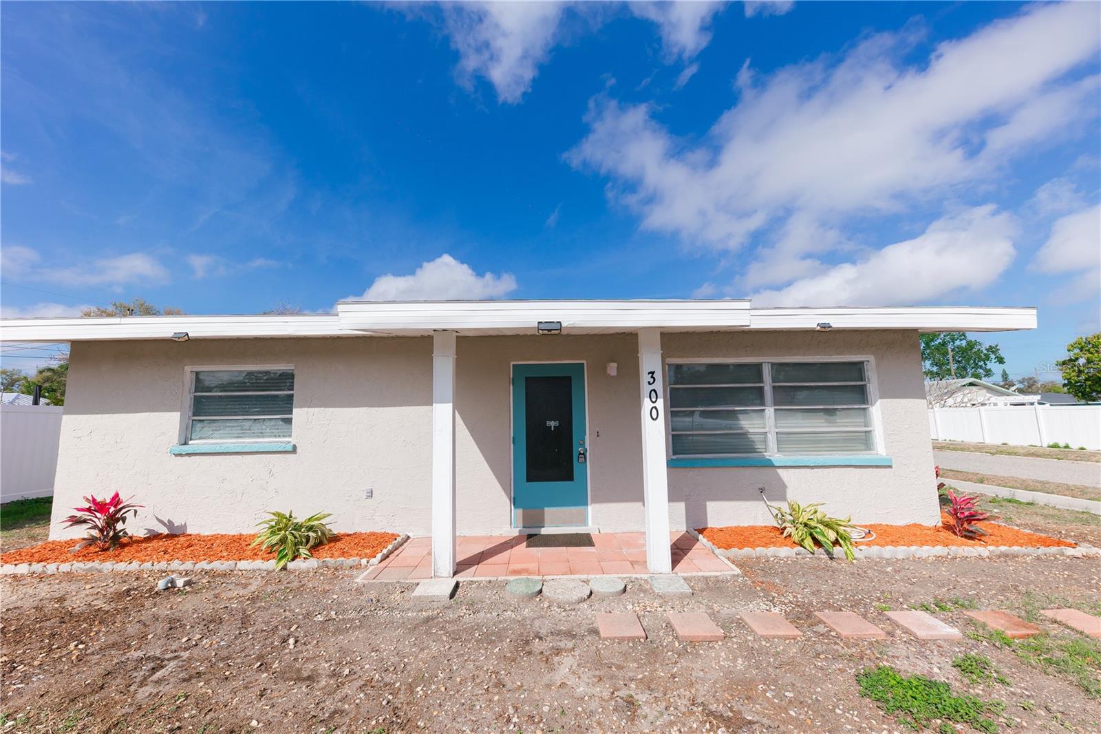 Image 5 of 54 For 300 53rd Street W