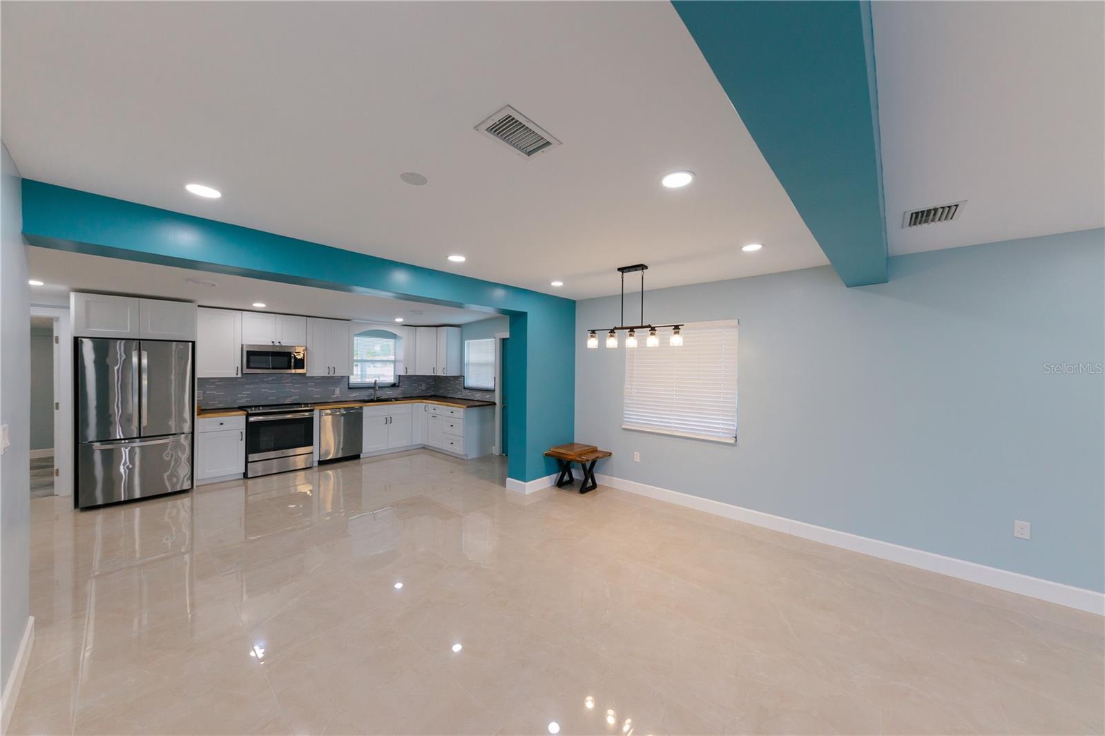 Image 6 of 54 For 300 53rd Street W