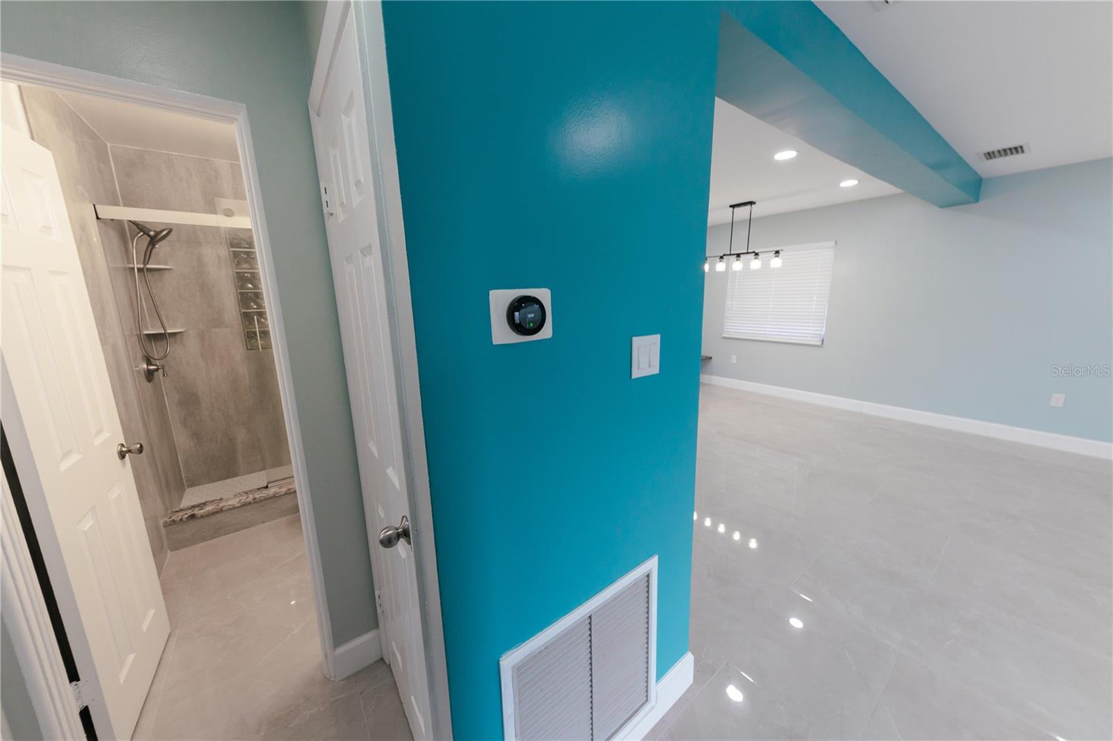 Image 8 of 54 For 300 53rd Street W