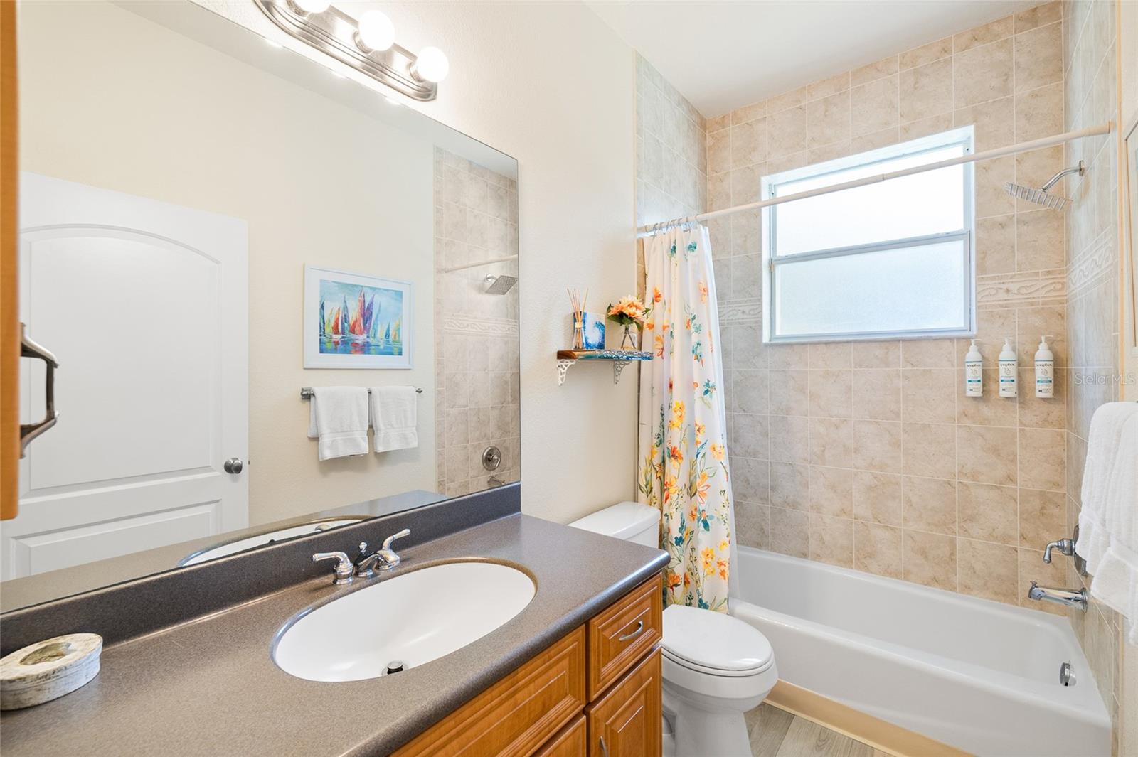 Image 28 of 44 For 3730 Crandon Road