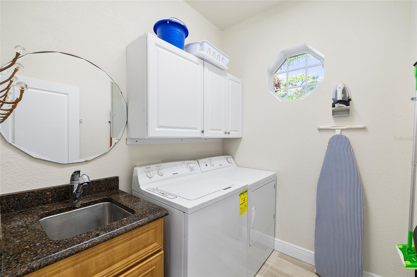 Image 31 of 44 For 3730 Crandon Road