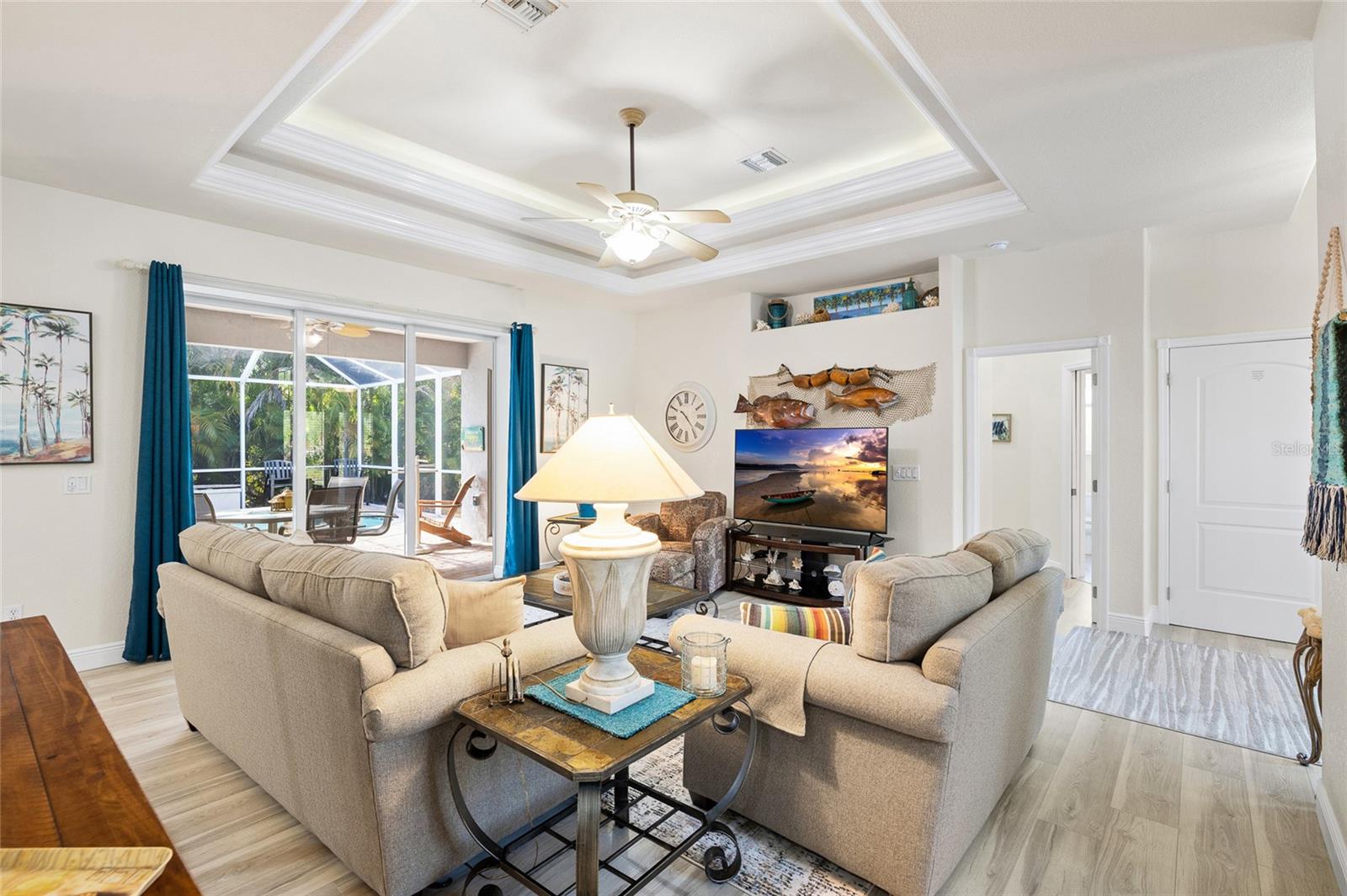 Image 9 of 44 For 3730 Crandon Road