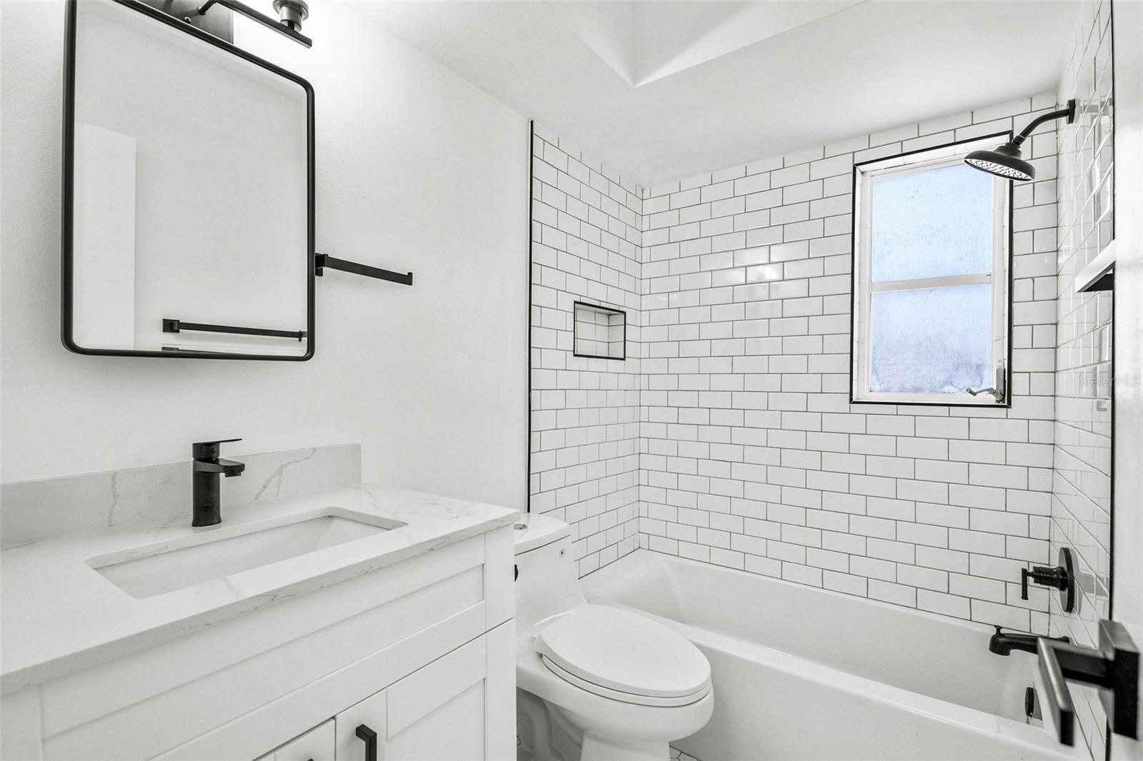 Image 6 of 10 For 300 Nimbus Avenue 2