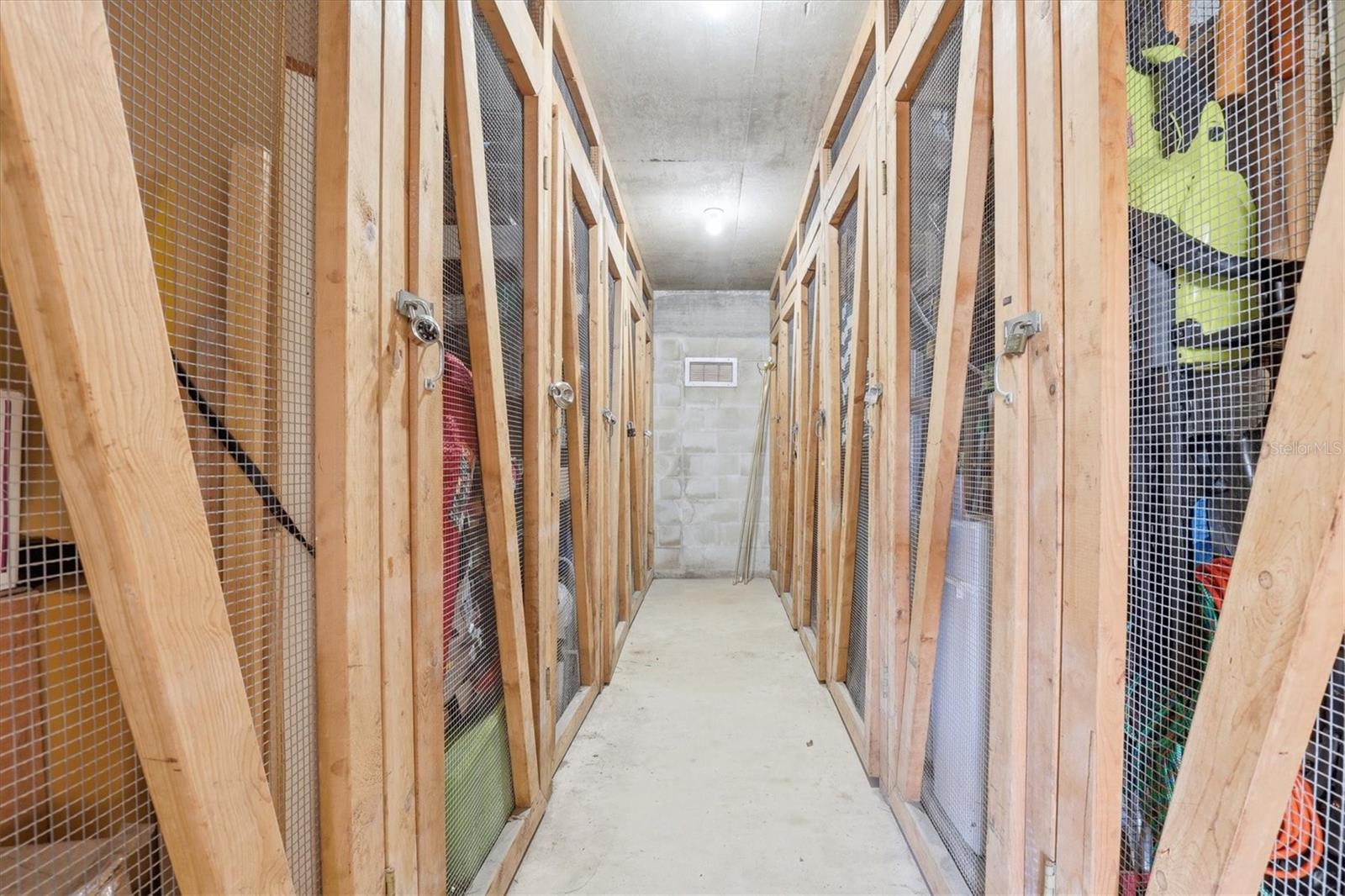 Image 55 of 59 For 865 Gulfview Boulevard 106