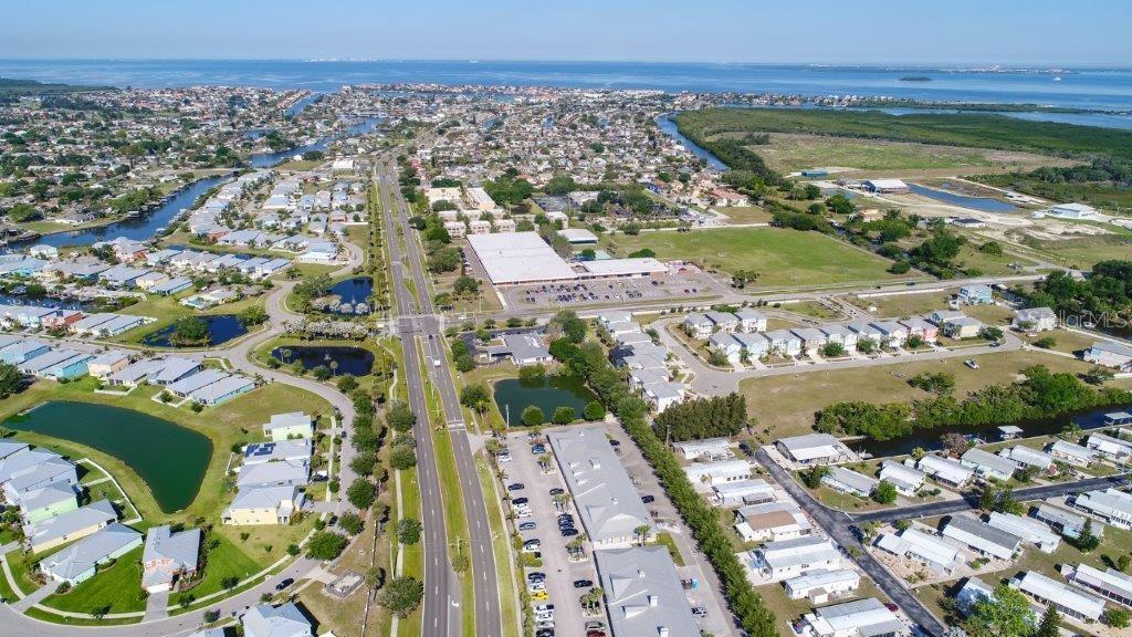 Image 15 of 16 For 437 Apollo Beach Boulevard F-4