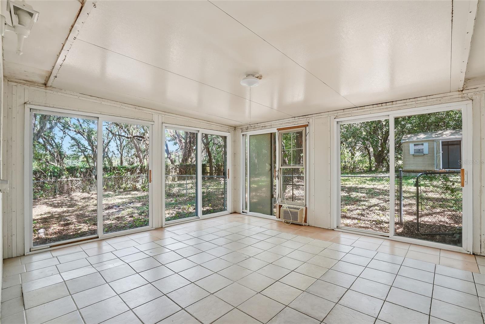 Image 29 of 37 For 4717 Lakewood Drive